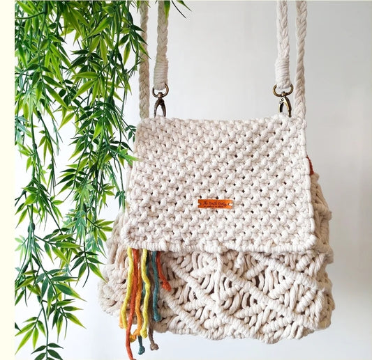 Mochila Artesanal "Raíces" – Edición Macramé Multicolor