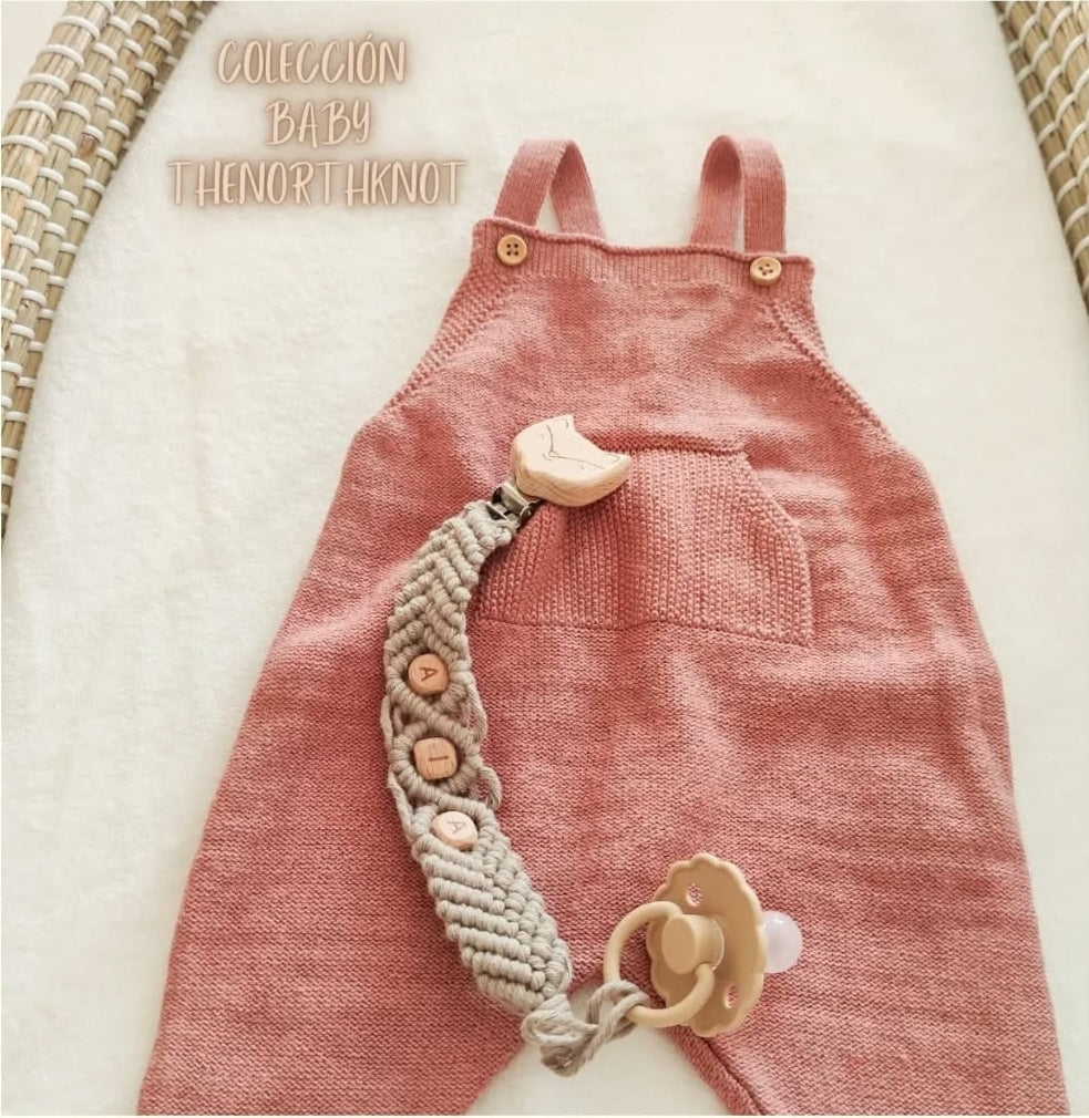 Chupetero de Algodón Orgánico y Madera Natural - Colección Baby Knot
